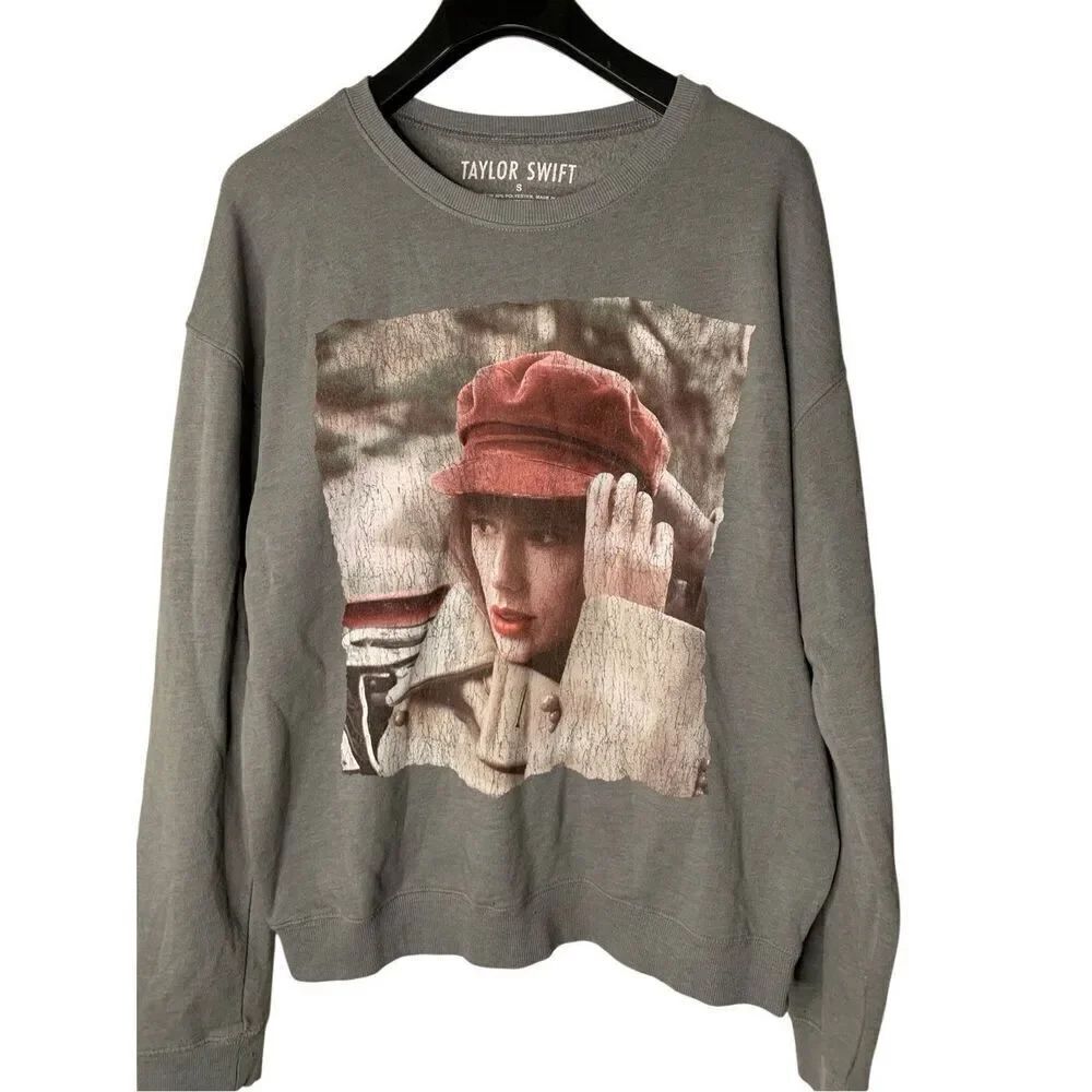 Taylor Swift Taylor's Version Red Album crew neck sweatshirt women's size small